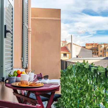 Center 2 Min Walk To Quiet Sunny Balcony *