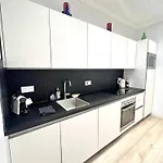 Apartamento Center 2 Min Walk To Quiet Sunny Balcony *